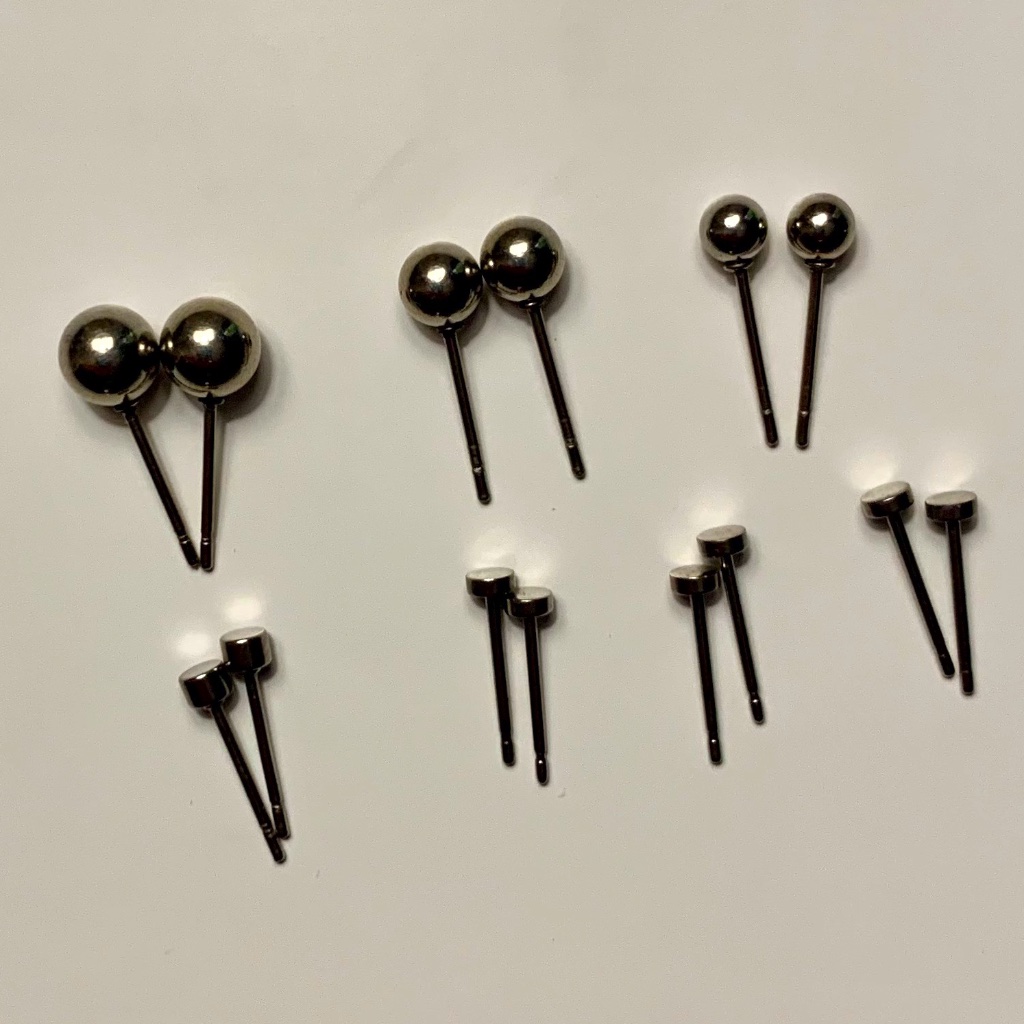 Surgical Steel Studs